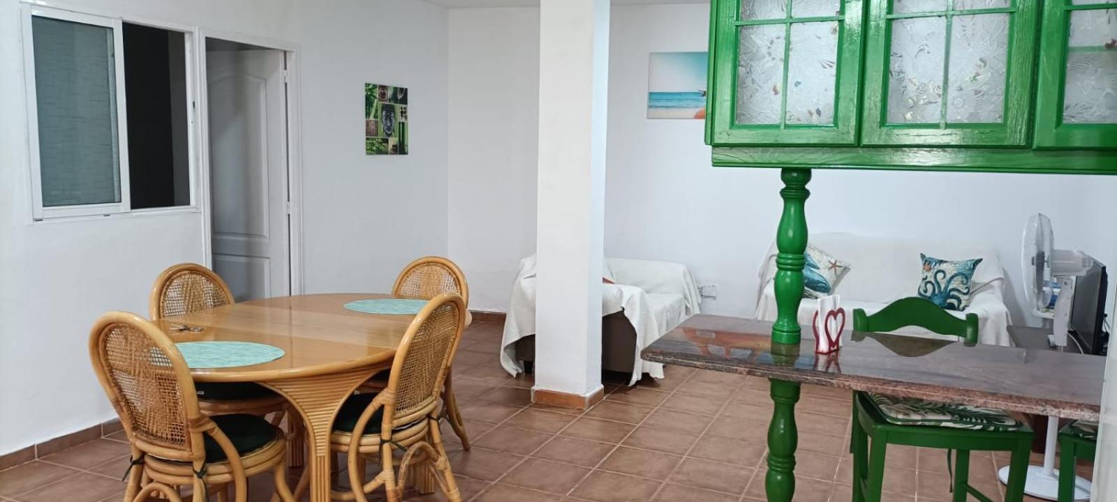 Habitacion En Un Bajo 2 Camas Individual Casa Compartida Abades  Eksteriør billede