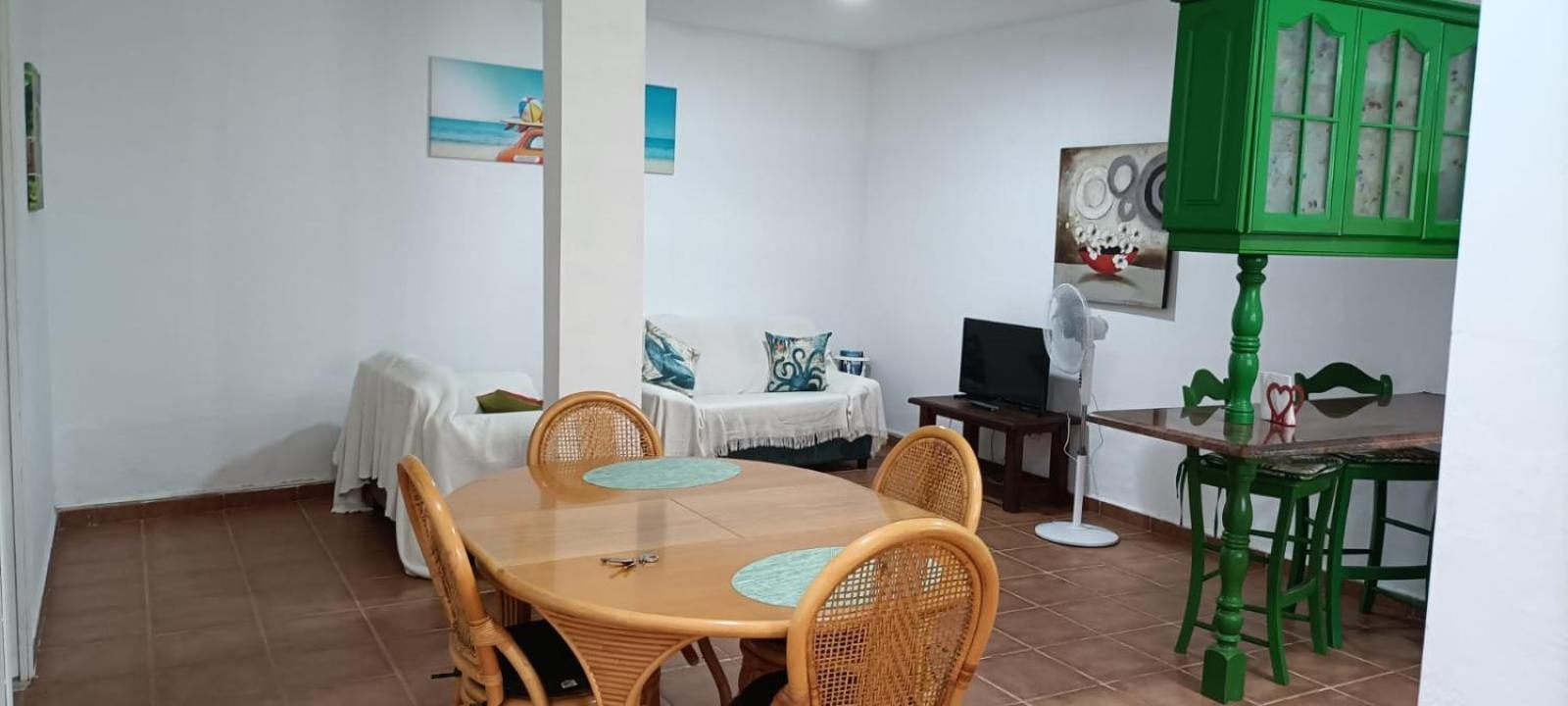 Habitacion En Un Bajo 2 Camas Individual Casa Compartida Abades  Eksteriør billede